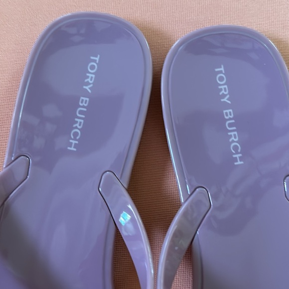 New Tory Burch Sandals. Size 8. Purple. - Picture 3 of 4